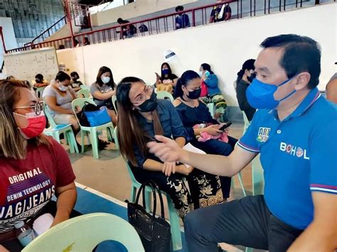 bohol scandal|Bohol investors lose P700 million in Ponzi scheme .
